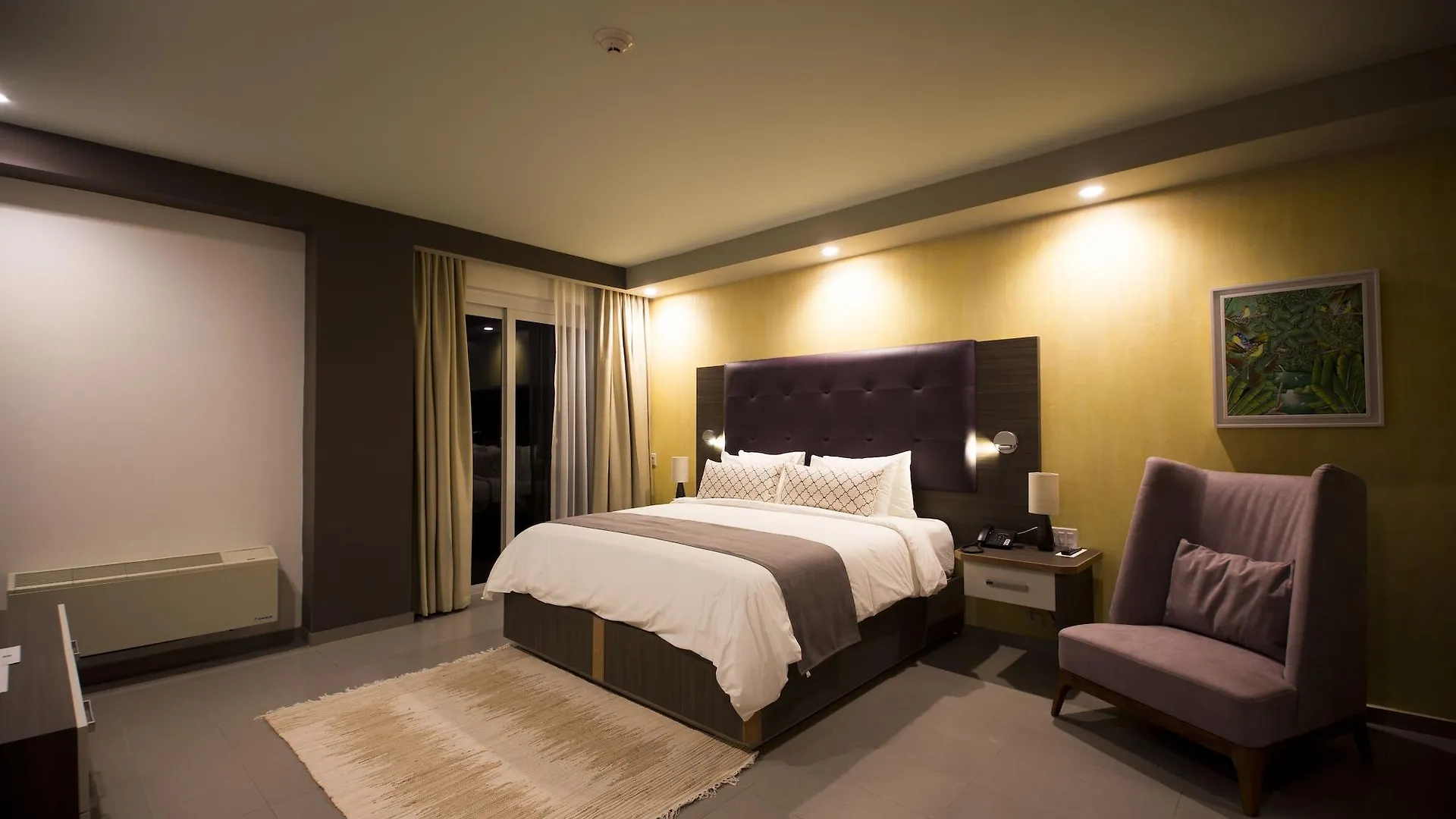 *****  Kinam Hotel Petionville Haiti