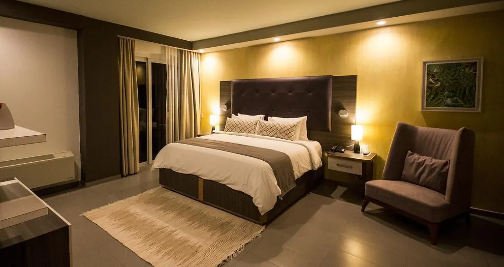 *****  Kinam Hotel Petionville Haiti