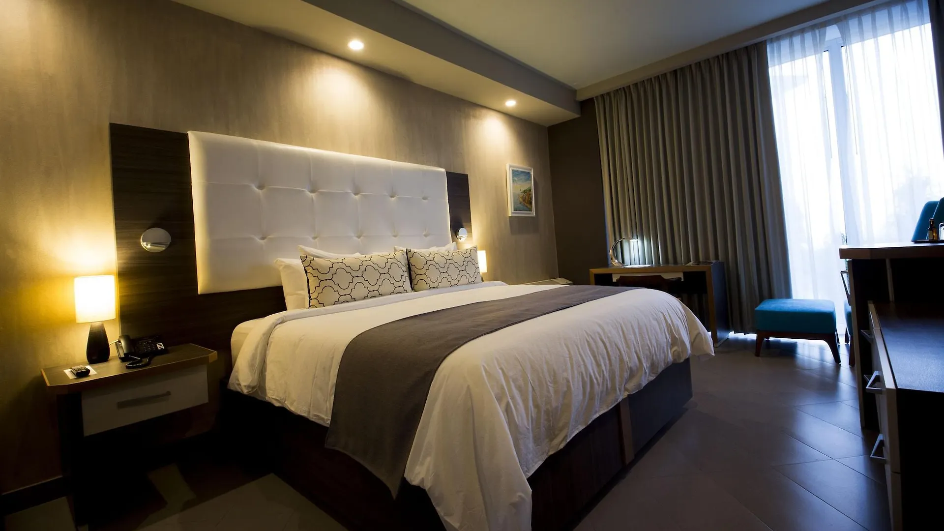 Kinam Hotel Pétionville 5*,