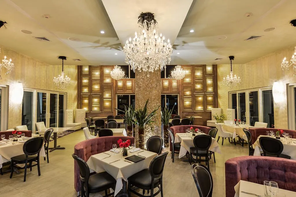 Kinam Hotel Pétionville 5*,