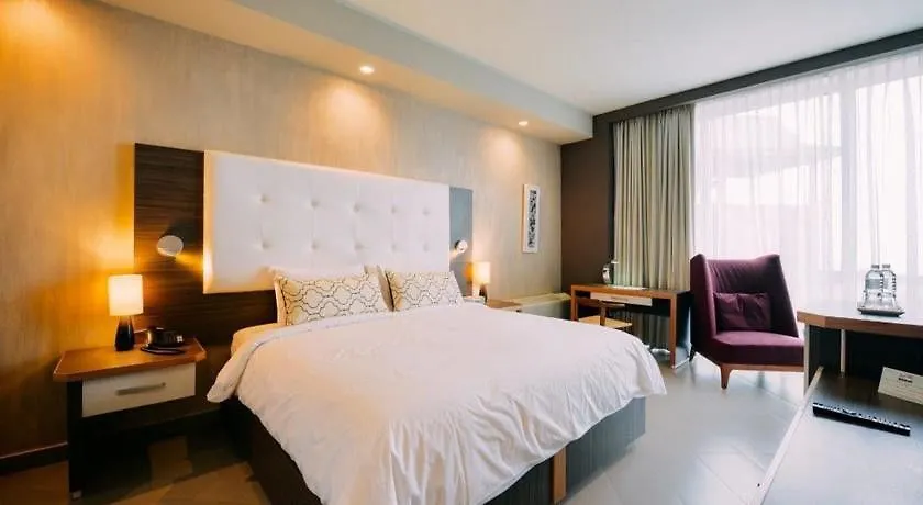 Kinam Hotel Pétionville 5*,
